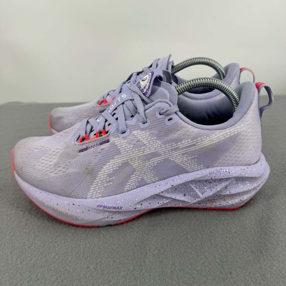 ASICS Novablast 5 Tokyo Womens 8.5 Running Shoes Vapor Edo Purple 1012B912